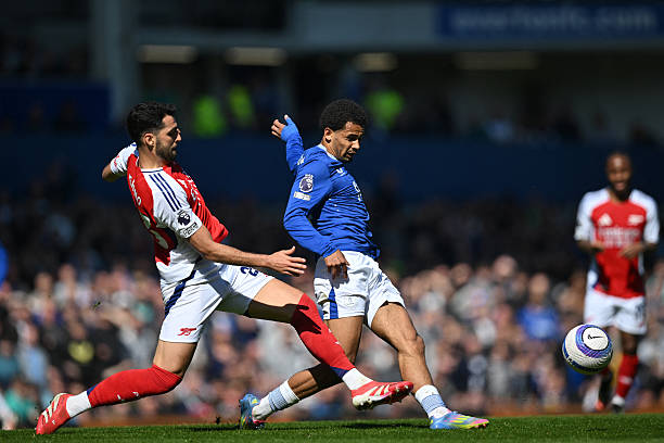 证明了他在 证明了他在